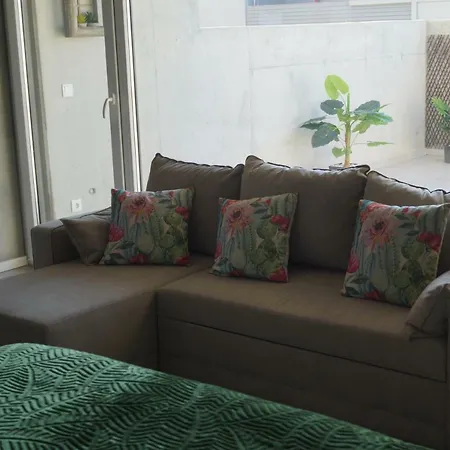 Love' In - Blanc * 아베이루