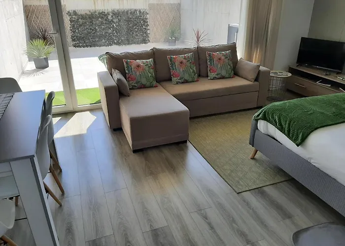 Love' In - Blanc Aveiro